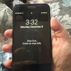 Apple Black Smartphone *READ DESCRIPTION*